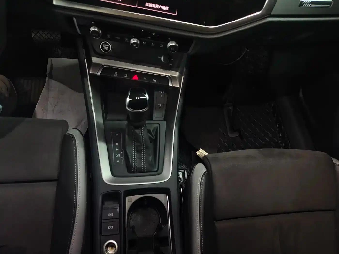 Audi Q3 2024 35 TFSI Progressive Elegance — миниатюра 12