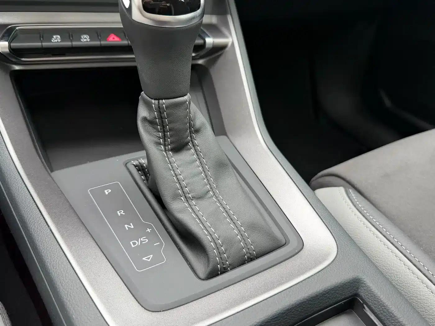 Audi Q3 2022 35 TFSI Fashion Dynamic Edition — миниатюра 3