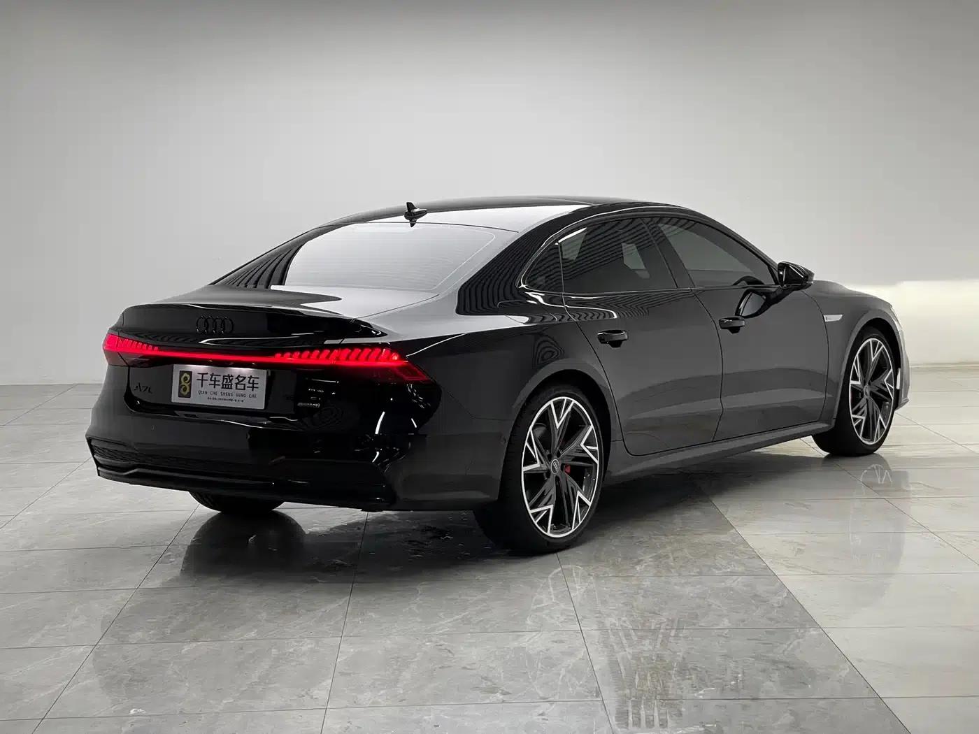 Audi A7L 2024 45 TFSI quattro S-line Black Knight Edition — миниатюра 6