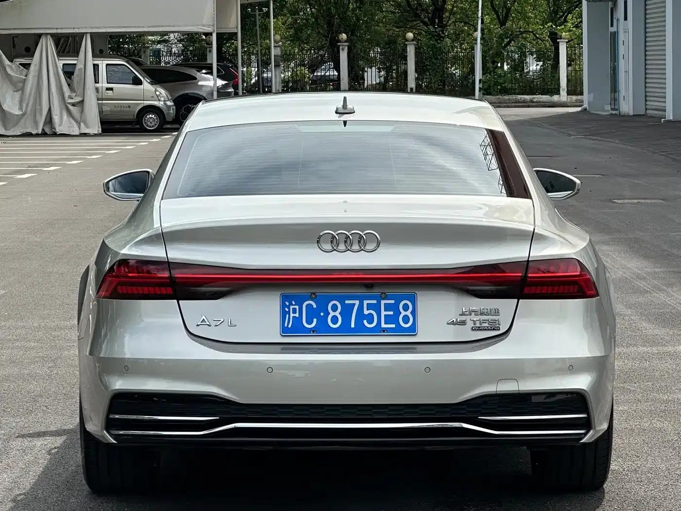 Audi A7L 2023 45 TFSI quattro S-line Black Knight Edition — миниатюра 12