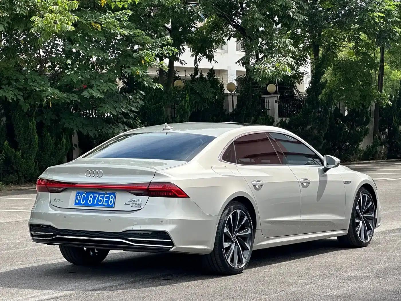 Audi A7L 2023 45 TFSI quattro S-line Black Knight Edition — миниатюра 14