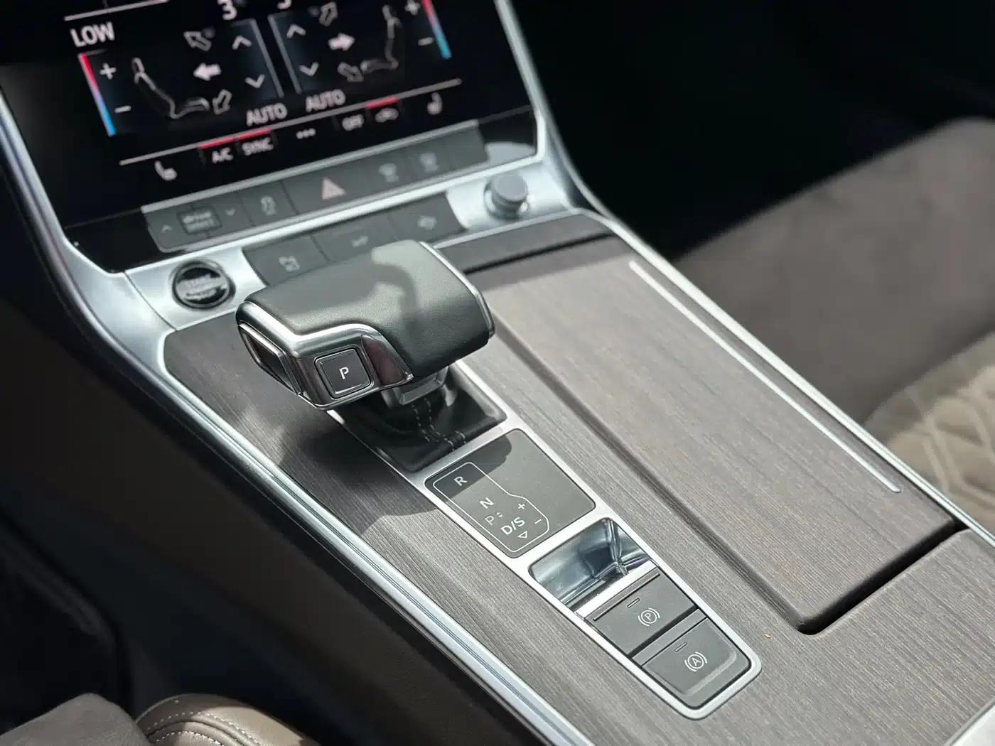 Audi A7L 2023 45 TFSI quattro S-line Black Knight Edition — миниатюра 8