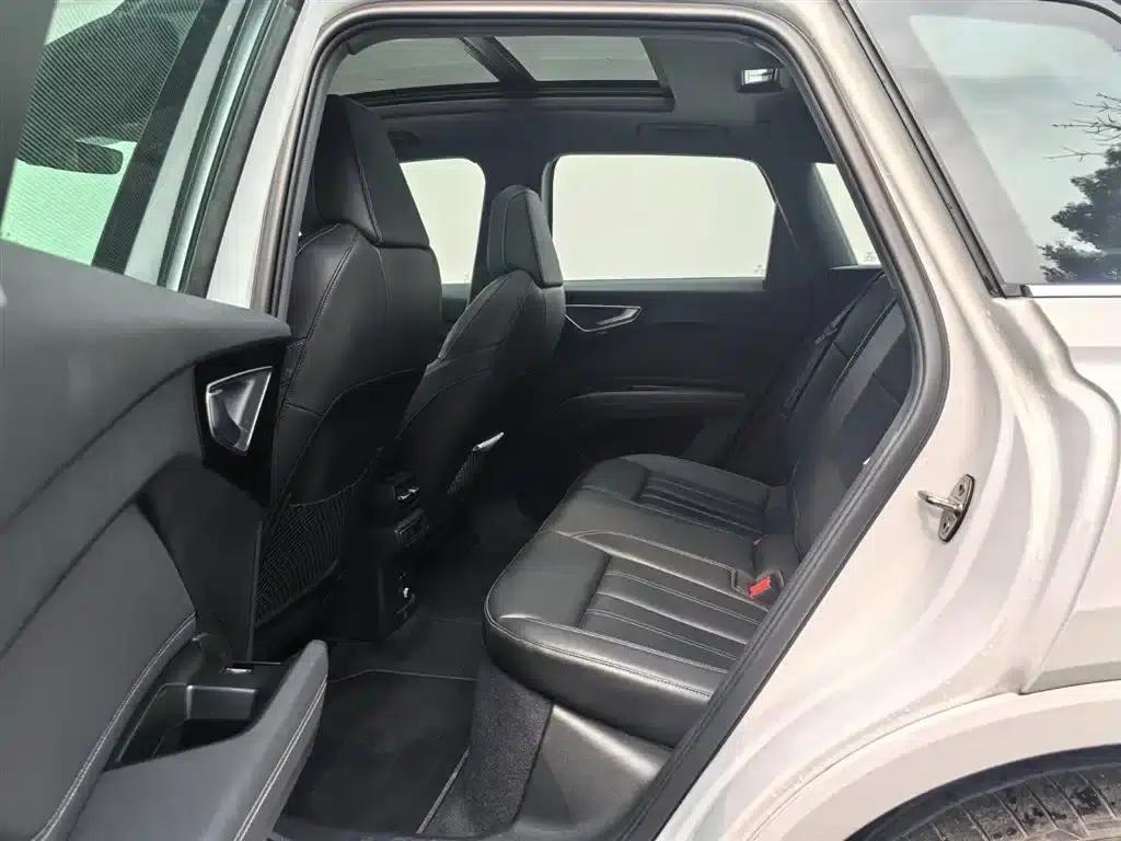 Audi Q4 e-tron 2024 Model 40 e-tron Trailblazer — миниатюра 14