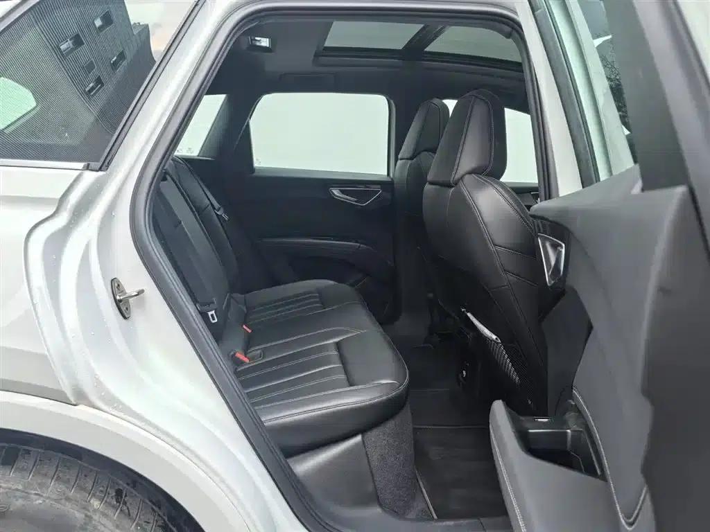 Audi Q4 e-tron 2024 Model 40 e-tron Trailblazer — миниатюра 15
