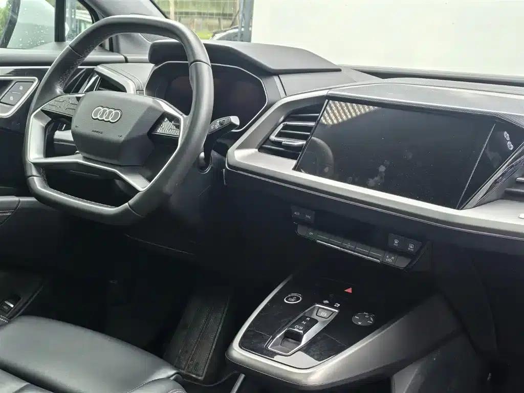 Audi Q4 e-tron 2024 Model 40 e-tron Trailblazer — миниатюра 16