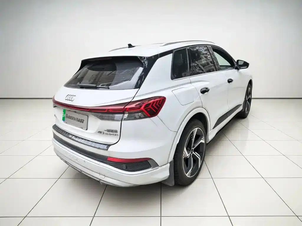 Audi Q4 e-tron 2024 Model 40 e-tron Trailblazer — миниатюра 13