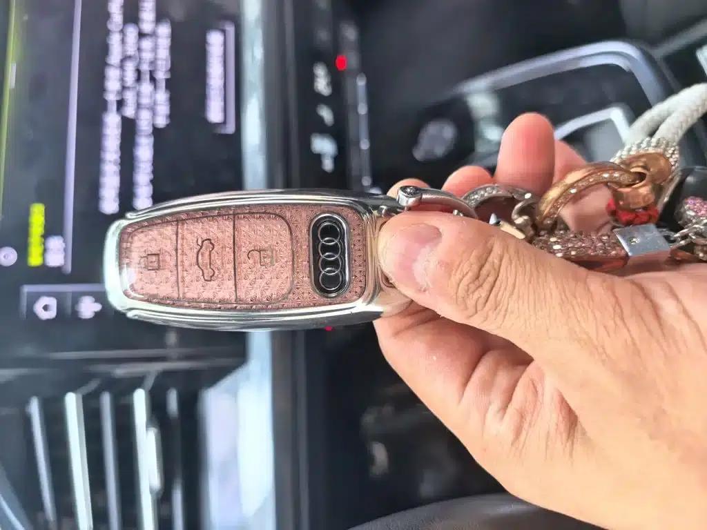 Audi Q4 e-tron 2024 Model 40 e-tron Trailblazer — миниатюра 19