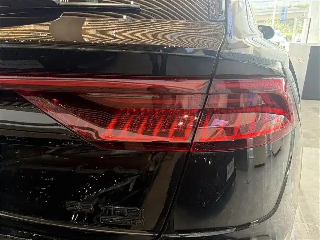 Audi Q8 2022 55 TFSI Luxury Dynamic — миниатюра 15