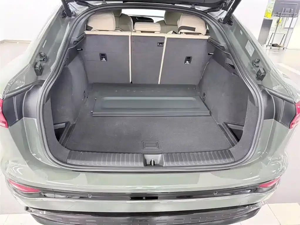 Audi Q6L e-tron 2026 First Edition — миниатюра 8
