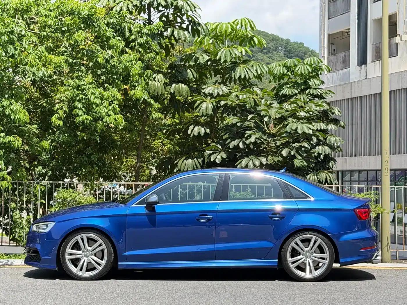 Audi S3 2015 Model S3 2.0T Limousine — миниатюра 4