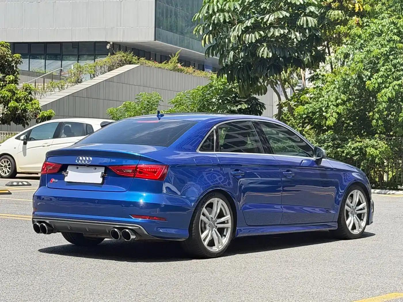 Audi S3 2015 Model S3 2.0T Limousine — миниатюра 5