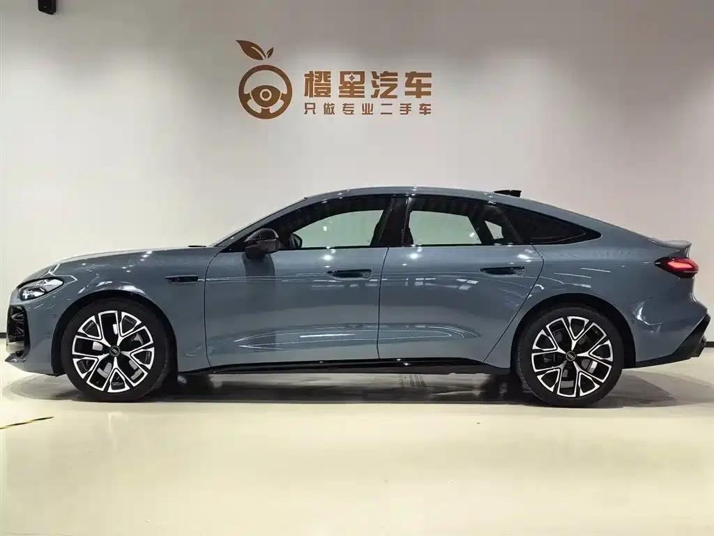 Audi A5L Sportback 2026 TFSI 150kW Intelligent Leading Edition — миниатюра 3