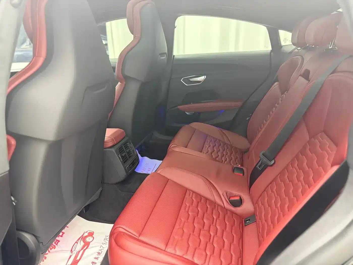 Audi RS e-tron GT 2023 Base Model — миниатюра 6