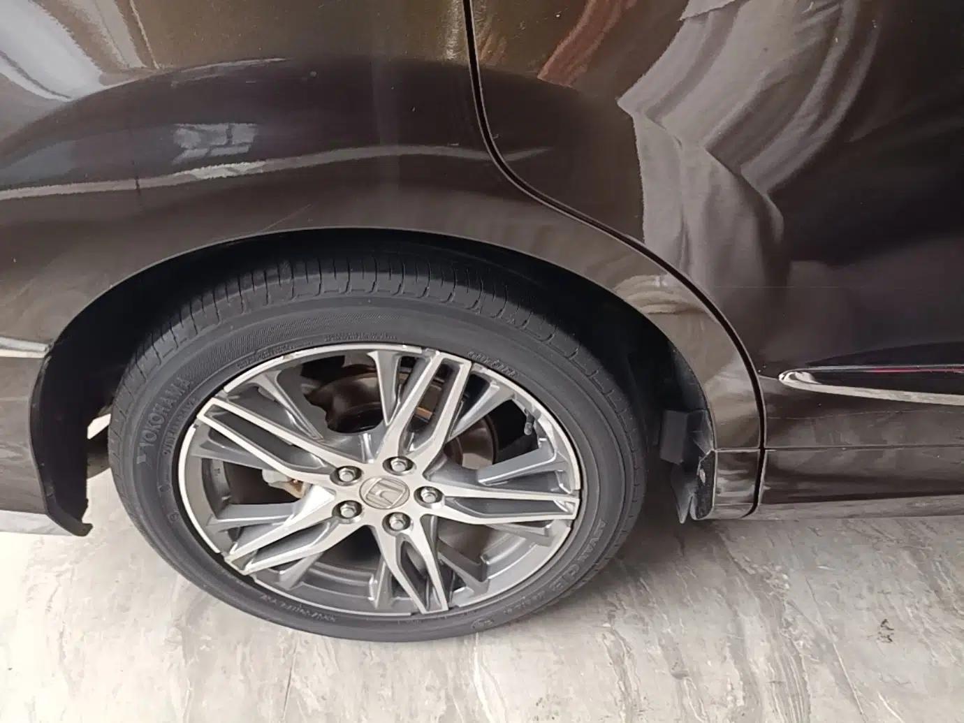 Honda Elysion 2019 2.0L Hybrid Supreme Edition — миниатюра 11