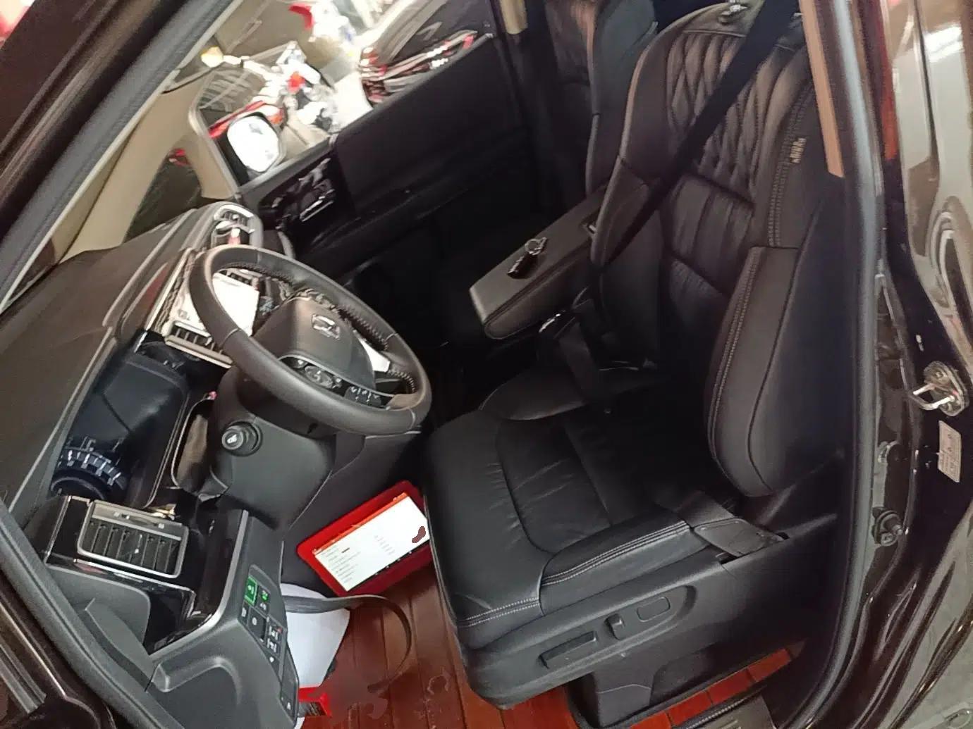Honda Elysion 2019 2.0L Hybrid Supreme Edition — миниатюра 22