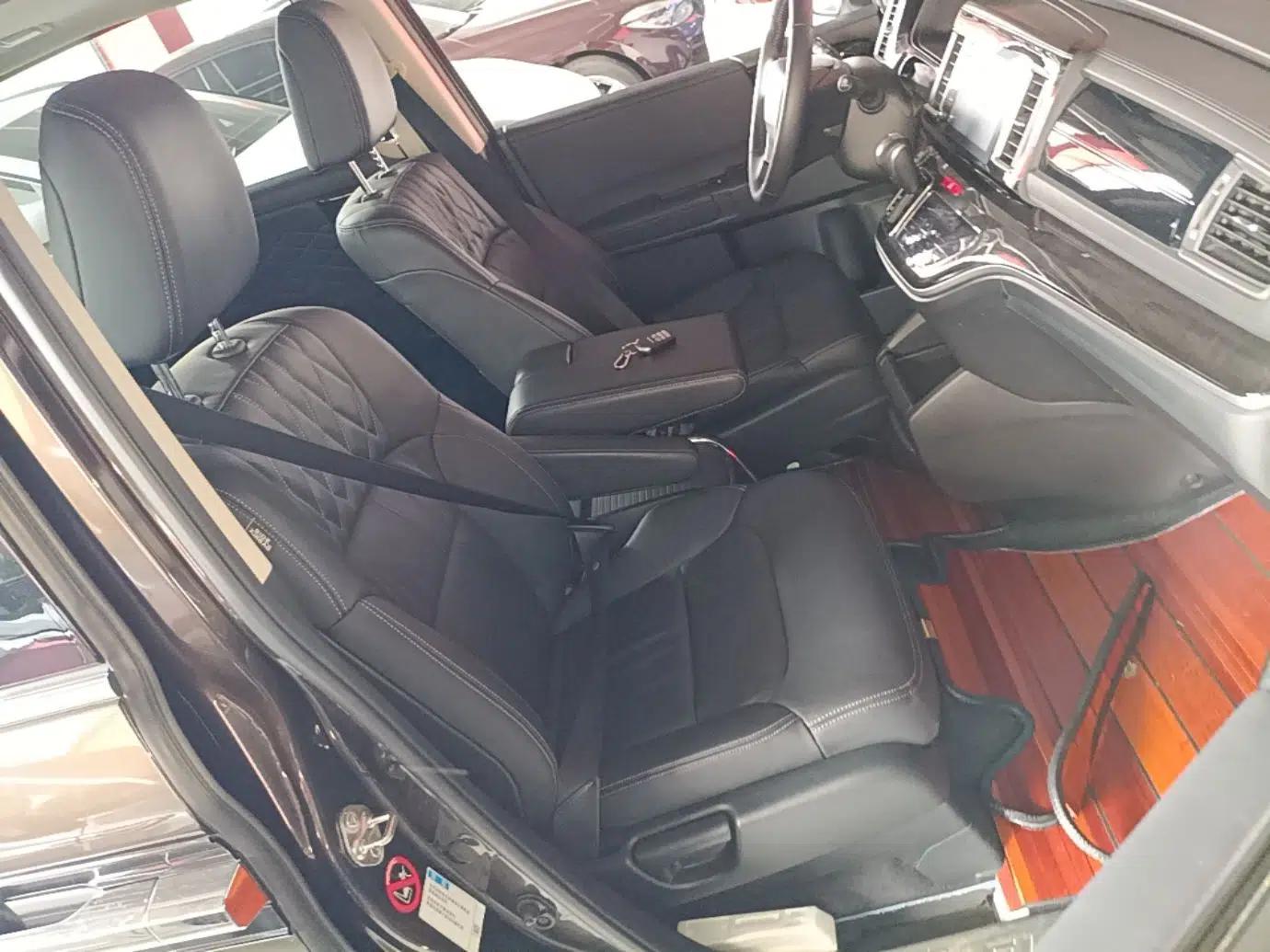 Honda Elysion 2019 2.0L Hybrid Supreme Edition — миниатюра 24