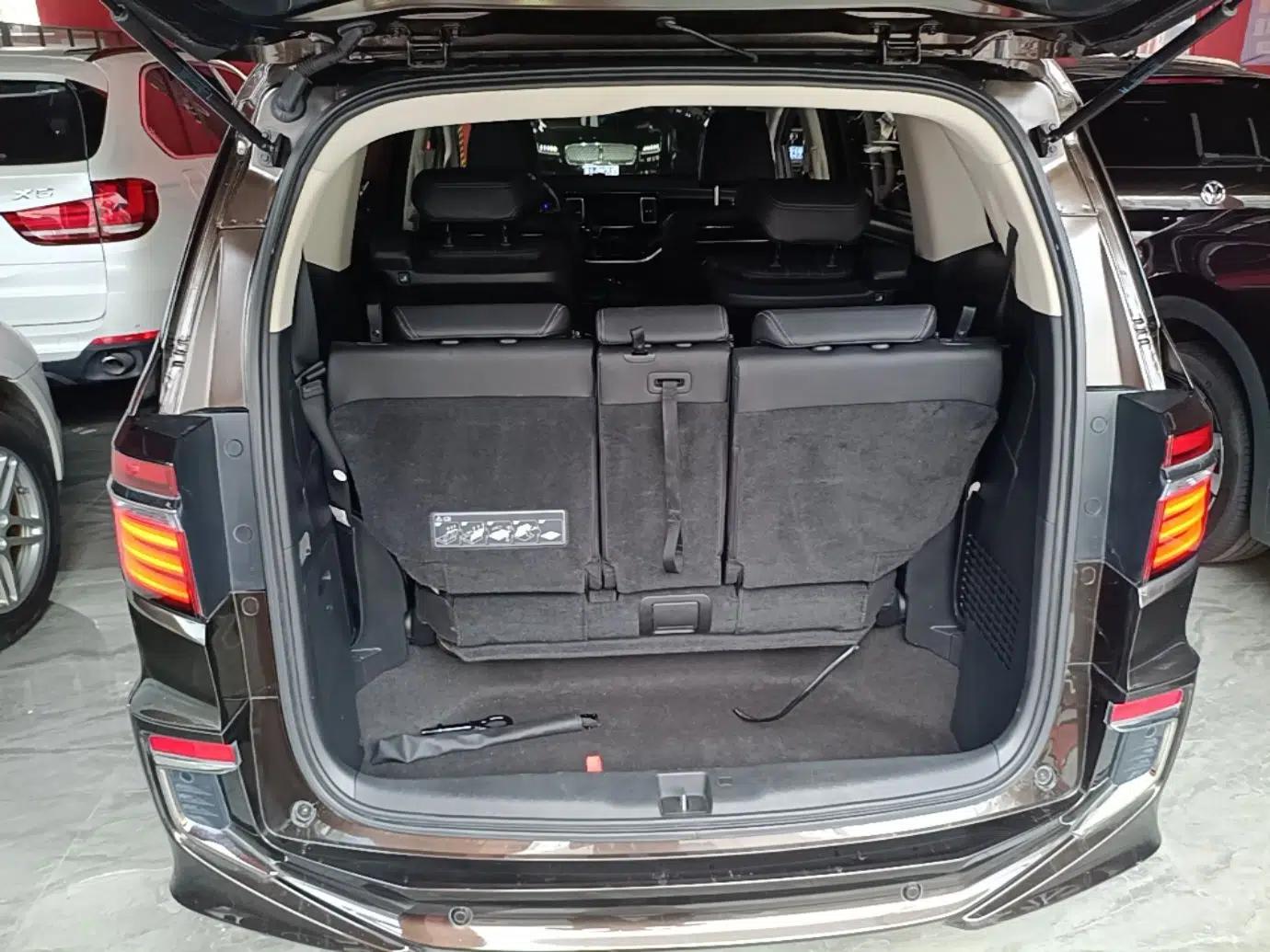Honda Elysion 2019 2.0L Hybrid Supreme Edition — миниатюра 27