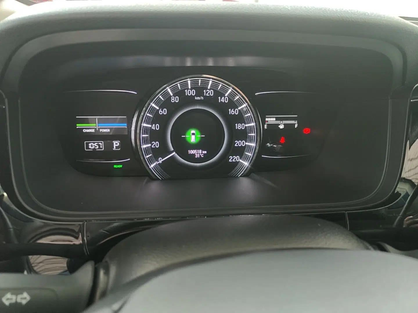 Honda Elysion 2019 2.0L Hybrid Luxury Edition — миниатюра 14