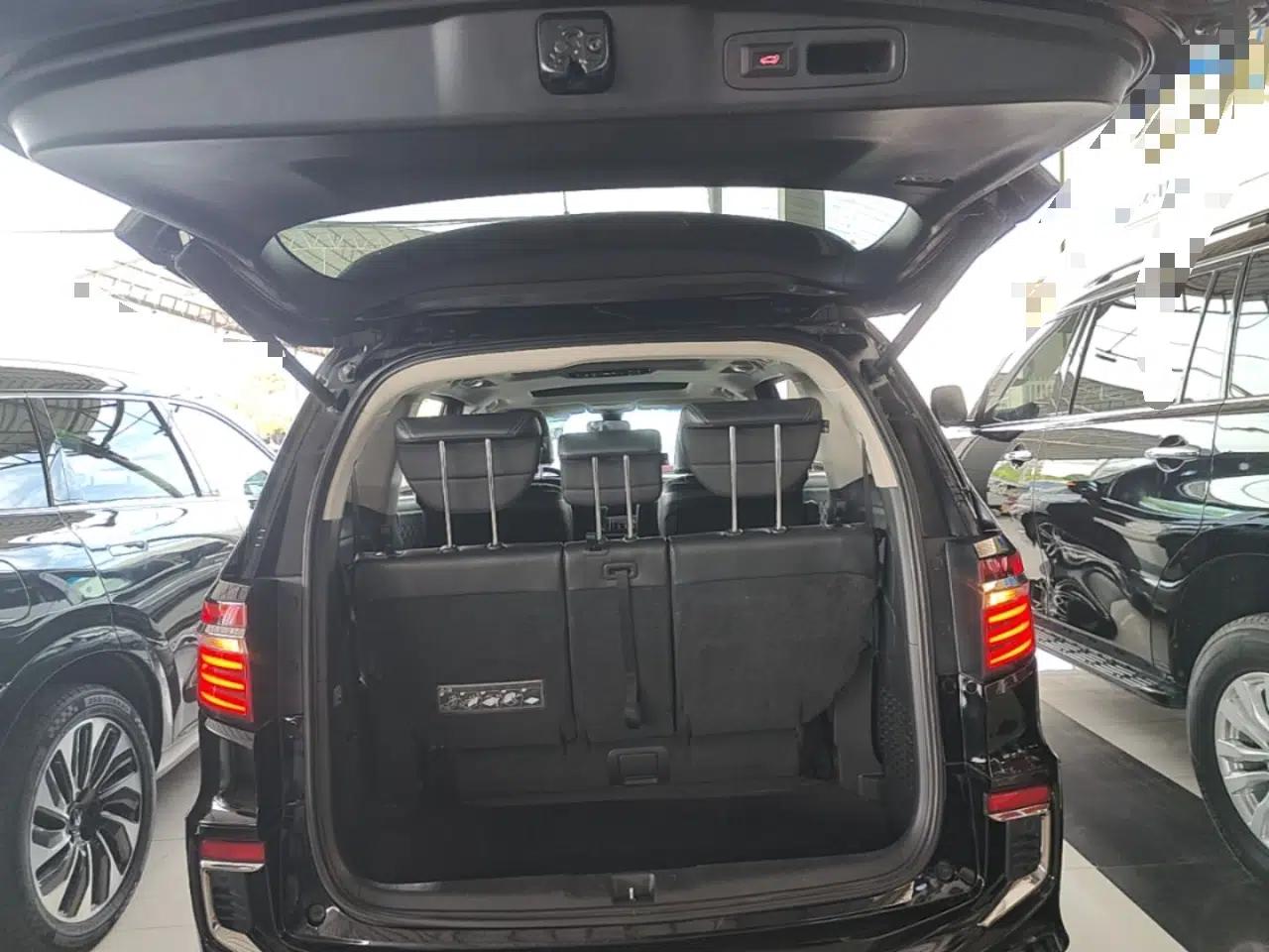 Honda Elysion 2019 2.0L Hybrid Luxury Edition — миниатюра 22