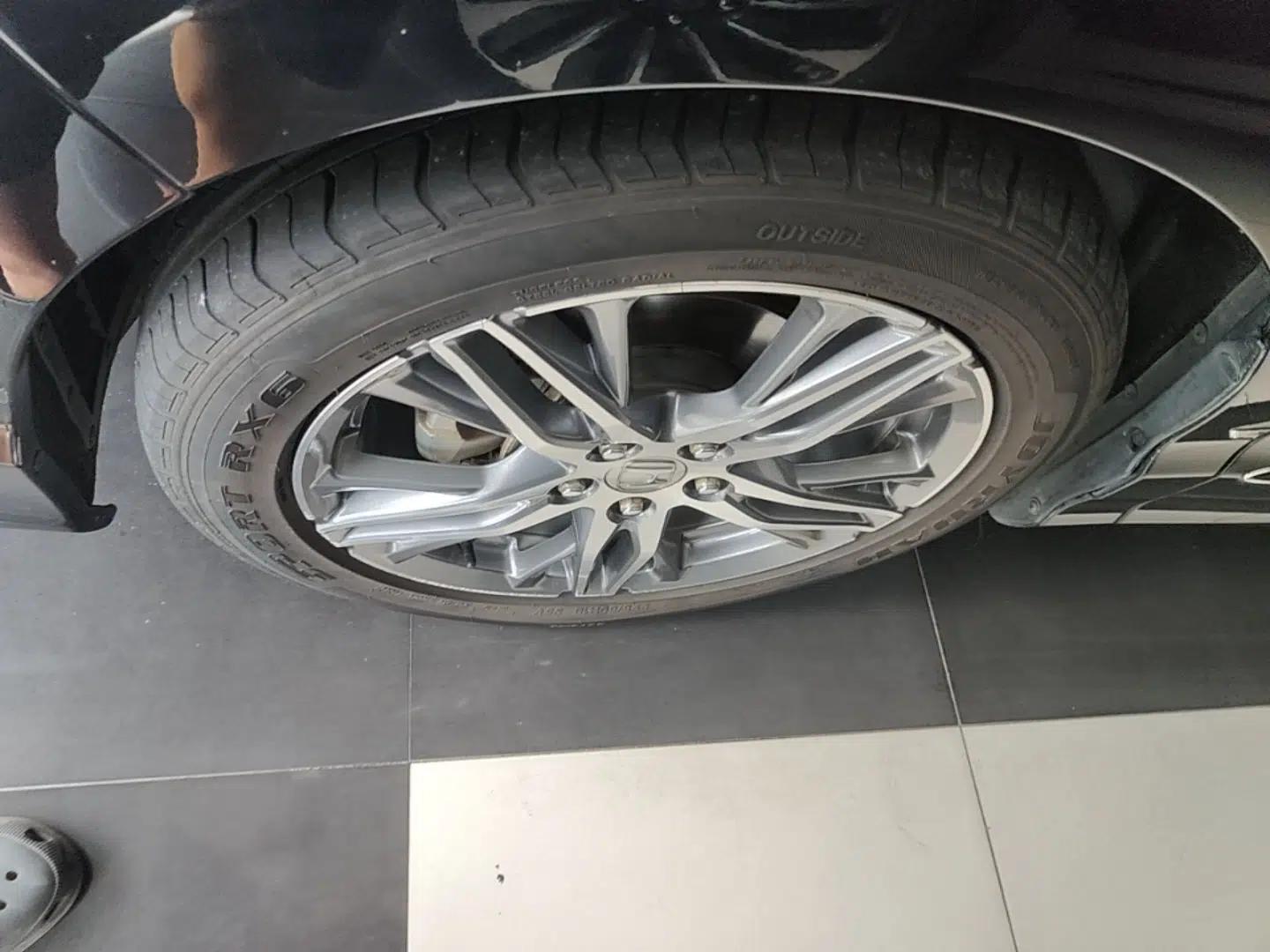 Honda Elysion 2019 2.0L Hybrid Luxury Edition — миниатюра 10
