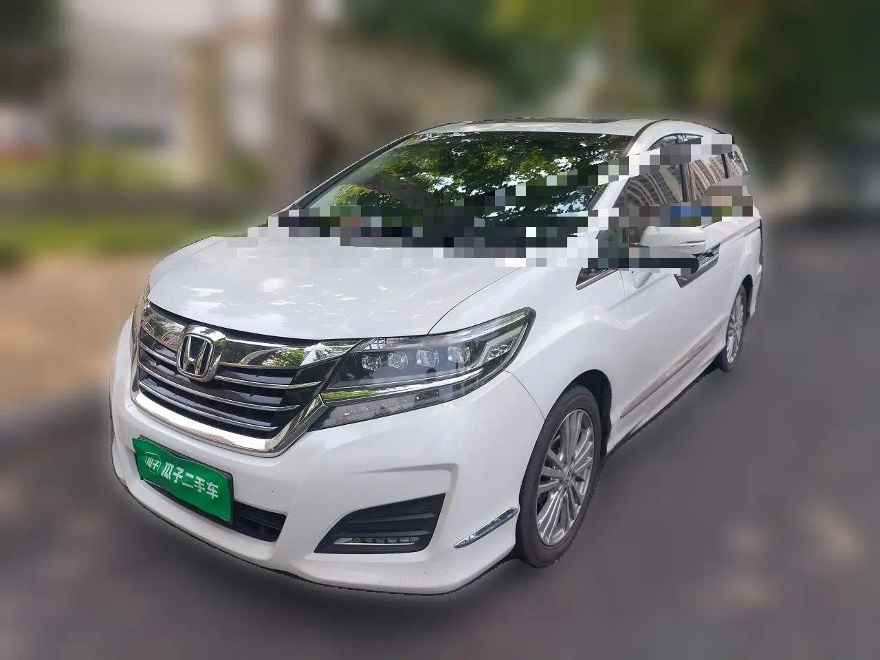 Honda Elysion 2016 2.4L Luxury Edition — миниатюра 1