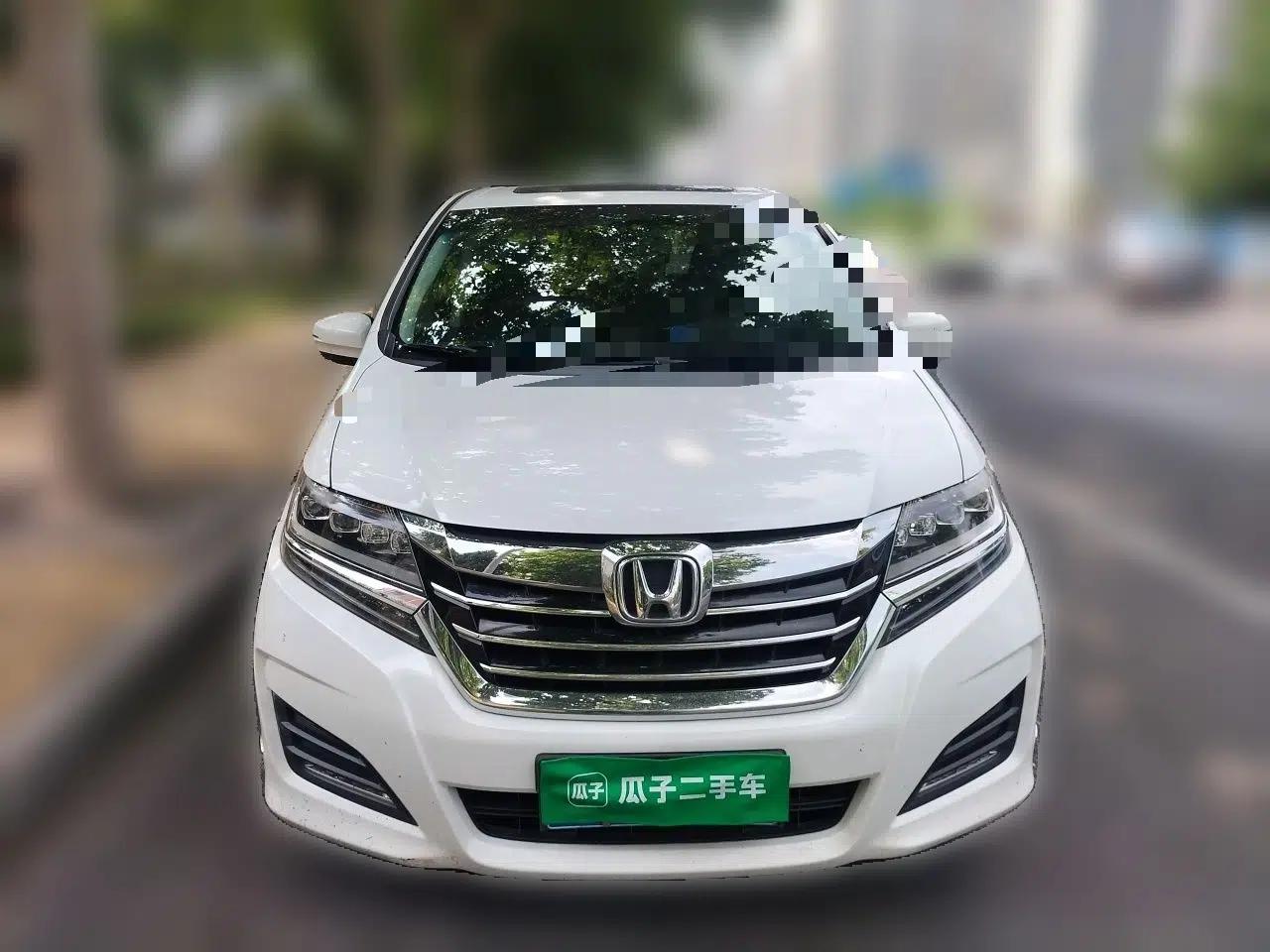 Honda Elysion 2016 2.4L Luxury Edition — миниатюра 2