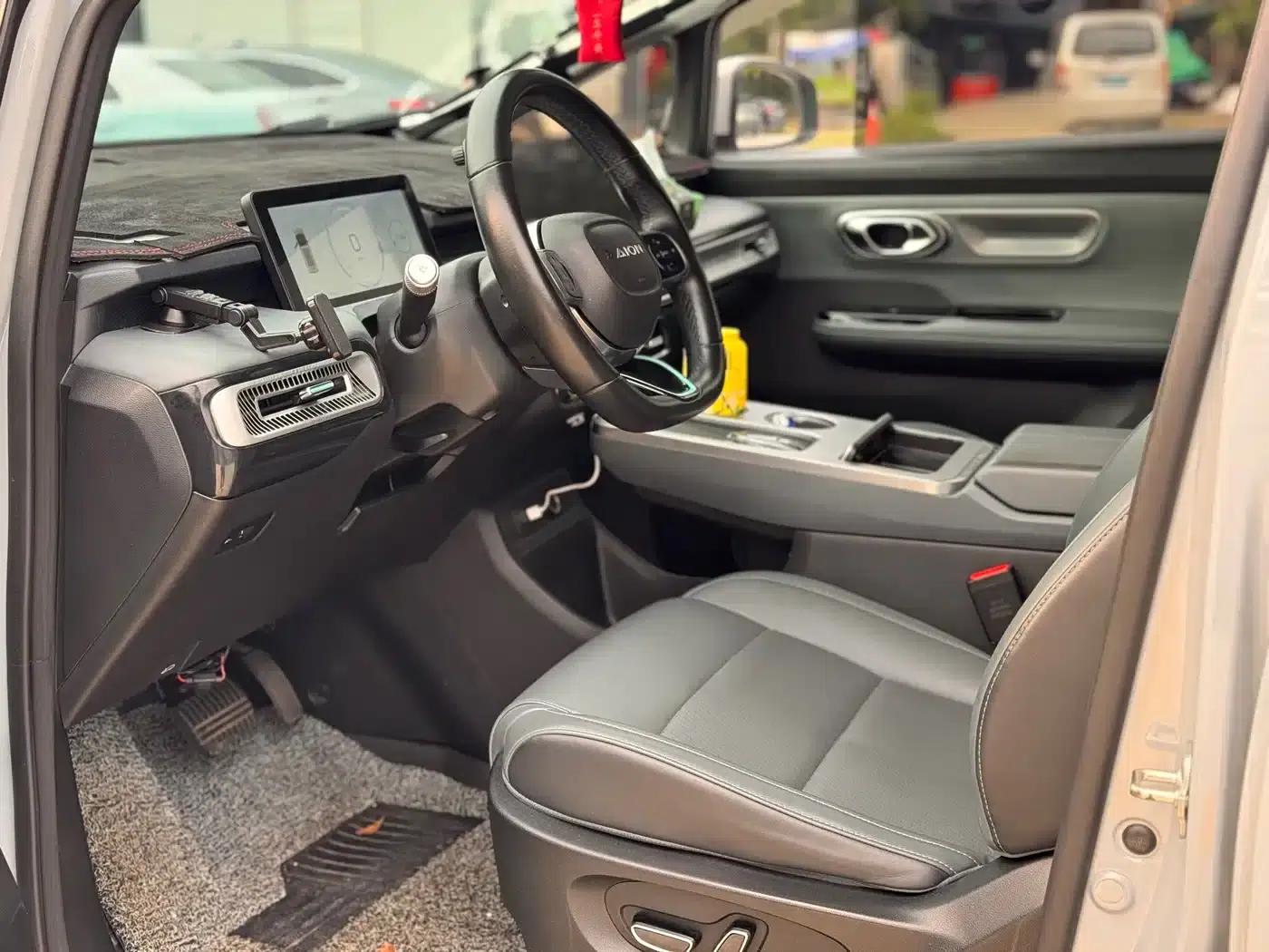 AION Y 2023 Plus 510 Smart Edition — миниатюра 6