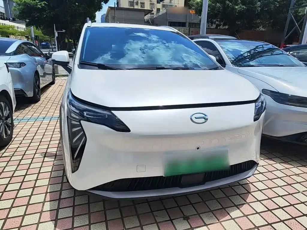 AION Y 2024 Plus 610 Smart Driving Edition — миниатюра 3