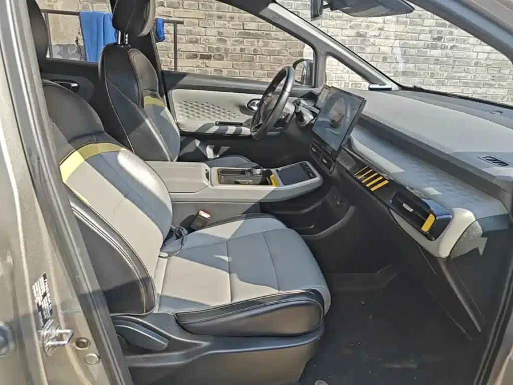 AION Y 2022 Model 70 Smart Edition Lithium Iron Phosphate — миниатюра 25