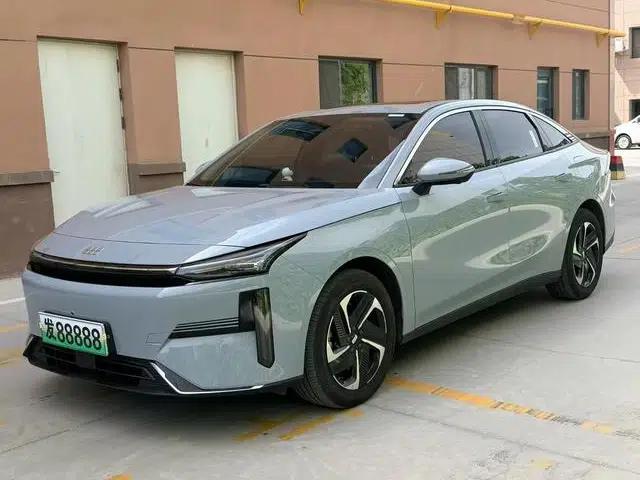Galaxy L6 2024 Dragon Edition 1.5T DHT 125km PLUS