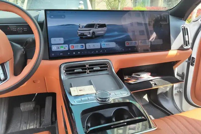 Galaxy M9 2025 230km/h 2WD Explorer Edition — миниатюра 9