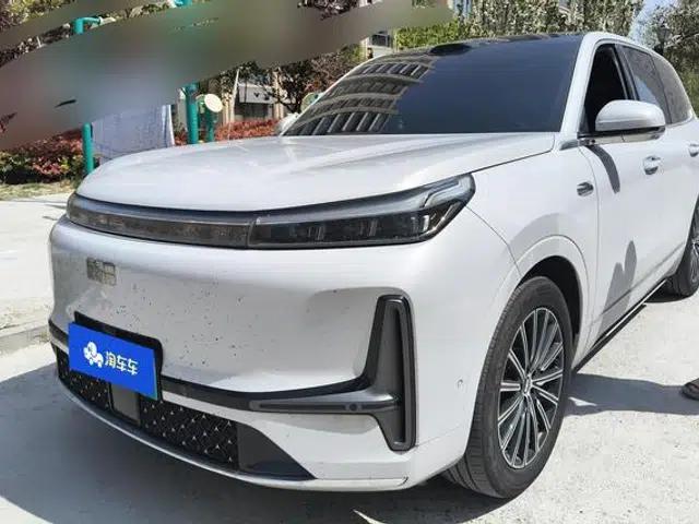 Galaxy M9 2025 230km/h 2WD Explorer Edition