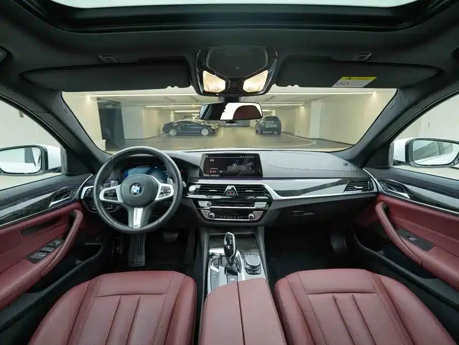 2020 BMW 5 Series 530Li xDrive M Sport Package — миниатюра 20