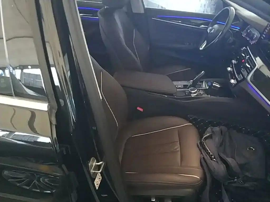 2022 BMW 5 Series Facelift 525Li Luxury Package — миниатюра 25