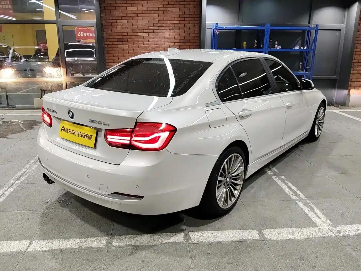 BMW 3 Series 2019 320Li Fashion Edition — миниатюра 4