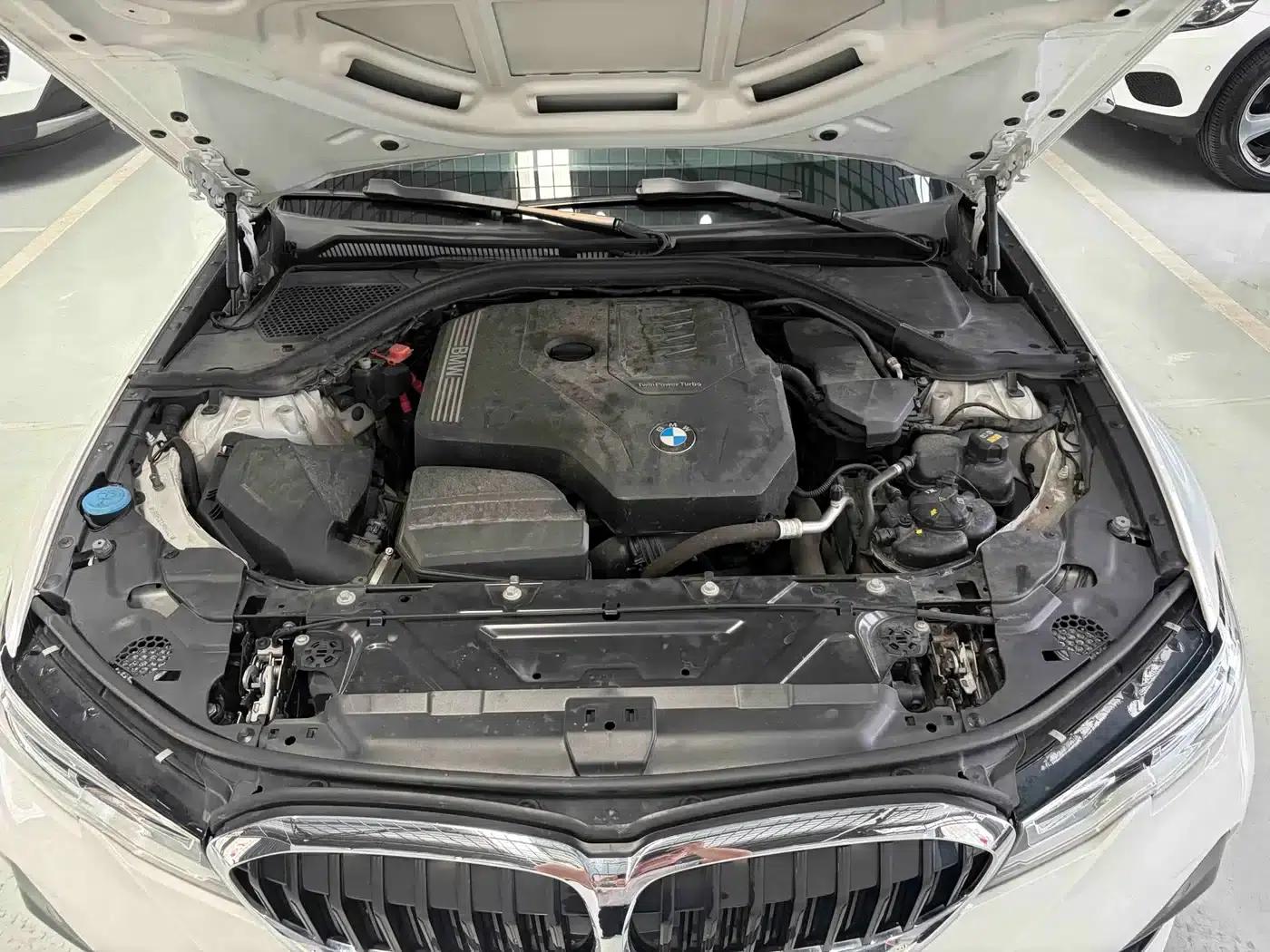 2020 BMW 3 Series 325Li M Sport Package — миниатюра 30