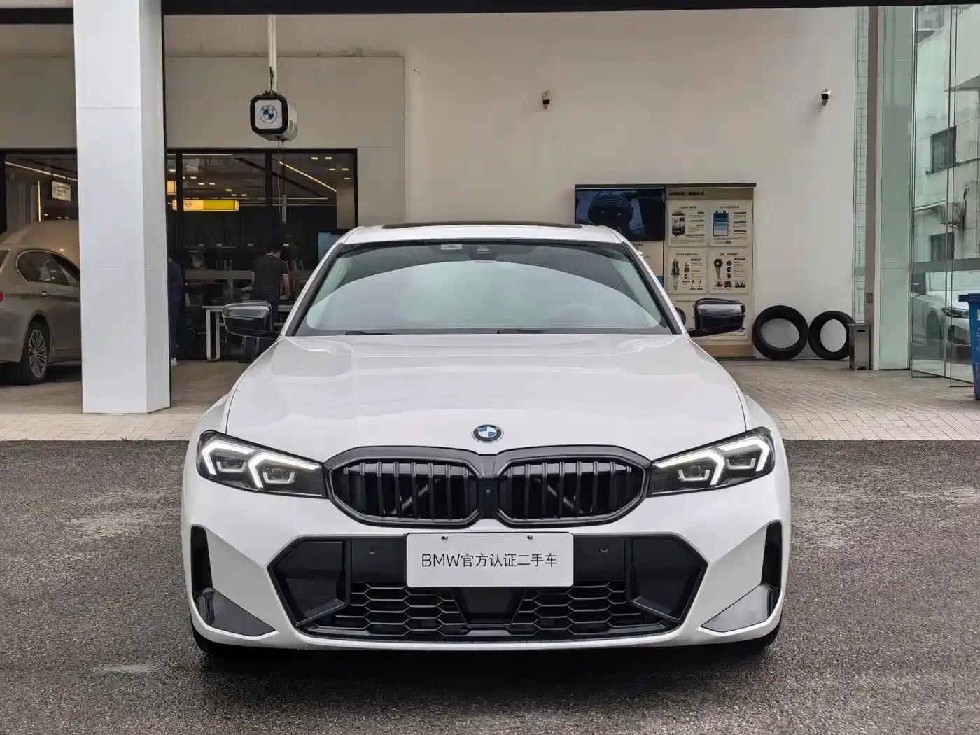 2025 BMW 3 Series 330Li M Sport Shadow Edition — миниатюра 2