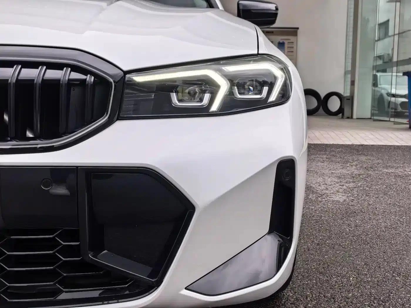 2025 BMW 3 Series 330Li M Sport Shadow Edition — миниатюра 4
