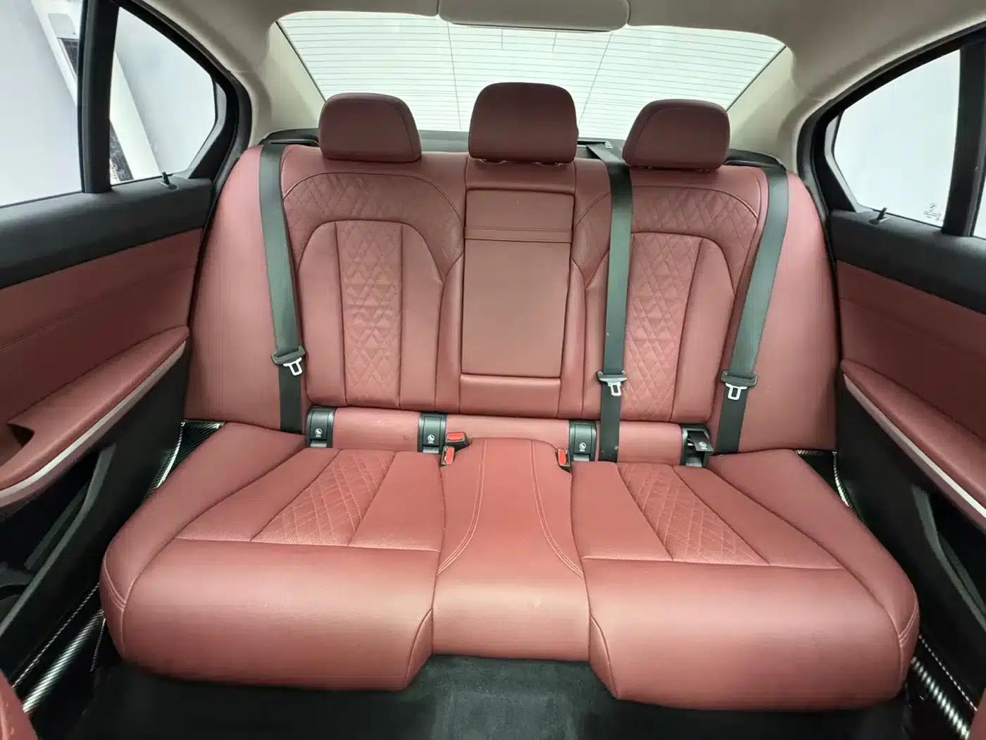 2023 BMW 3 Series 320Li M Sport Package — миниатюра 12