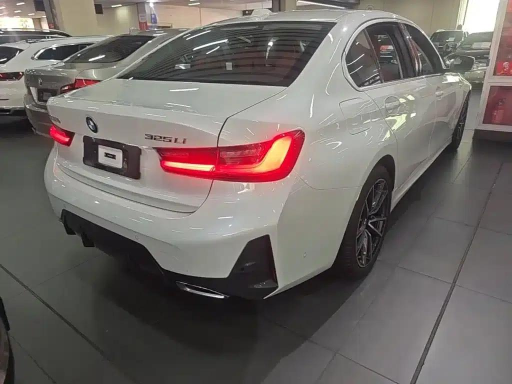 2024 BMW 3 Series 325Li M Sport Package — миниатюра 7