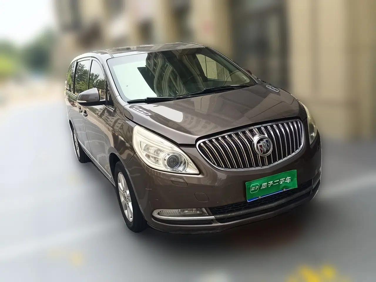 Buick GL8 2014 3.0L XT Luxury Business Flagship Edition — миниатюра 3
