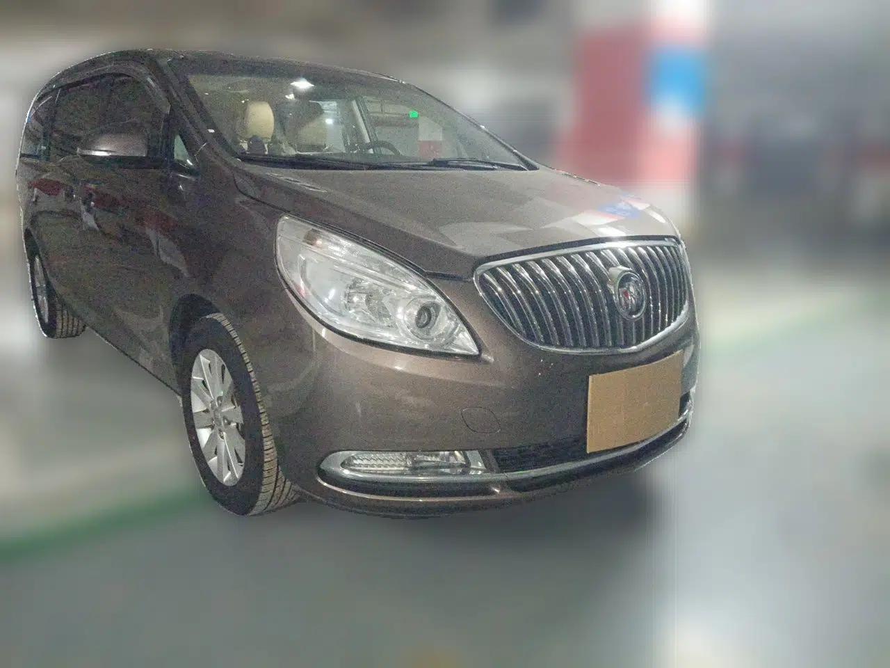 Buick GL8 2015 2.4L Luxury Business Premium Edition — миниатюра 3
