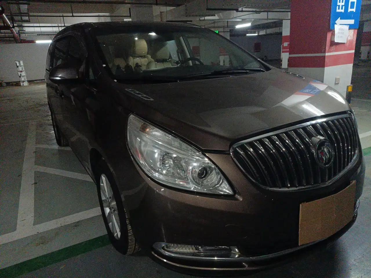 Buick GL8 2015 2.4L Luxury Business Premium Edition — миниатюра 7