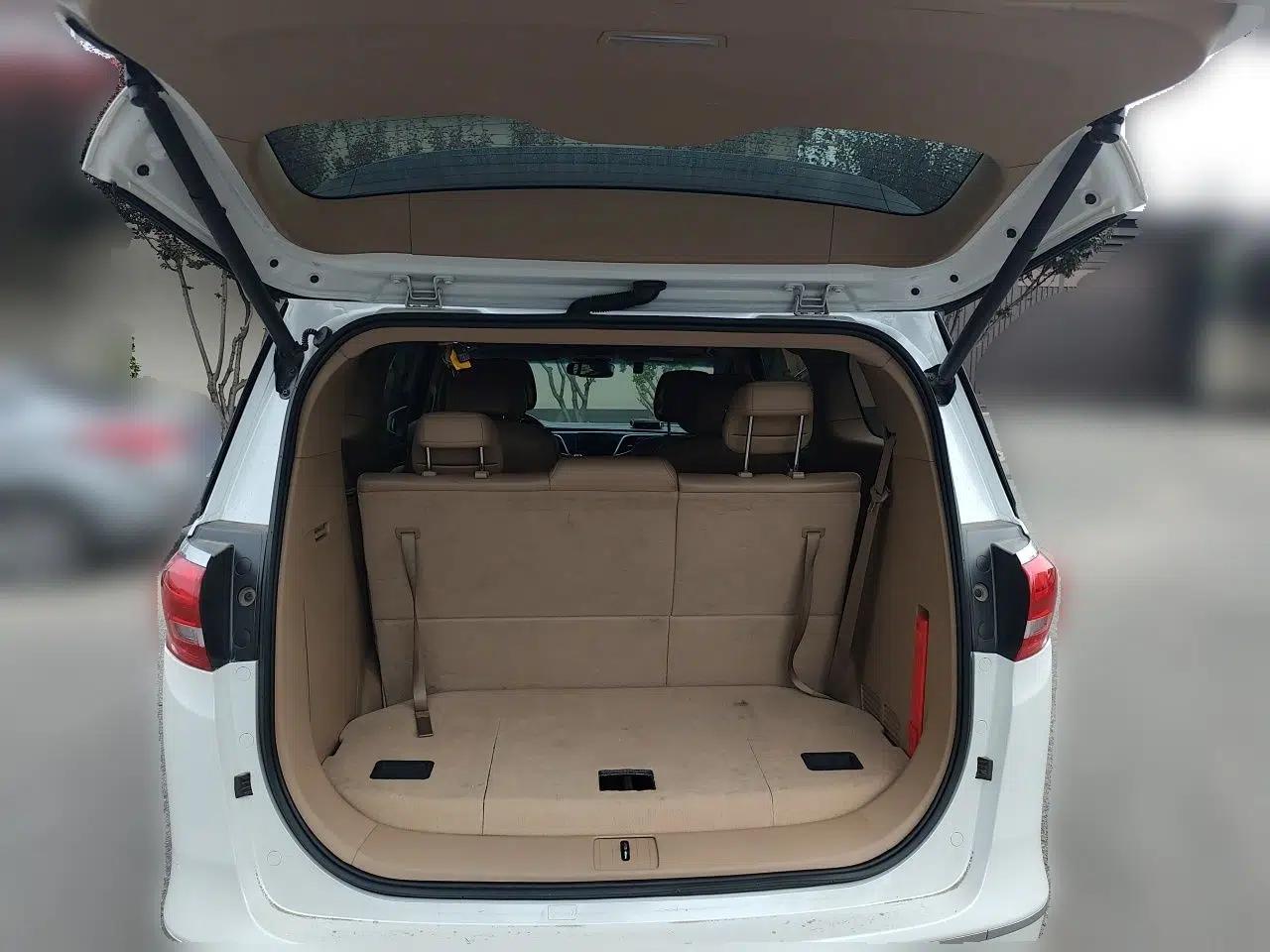 Buick GL8 2018 ES 28T Flagship Model China VI Standard — миниатюра 19