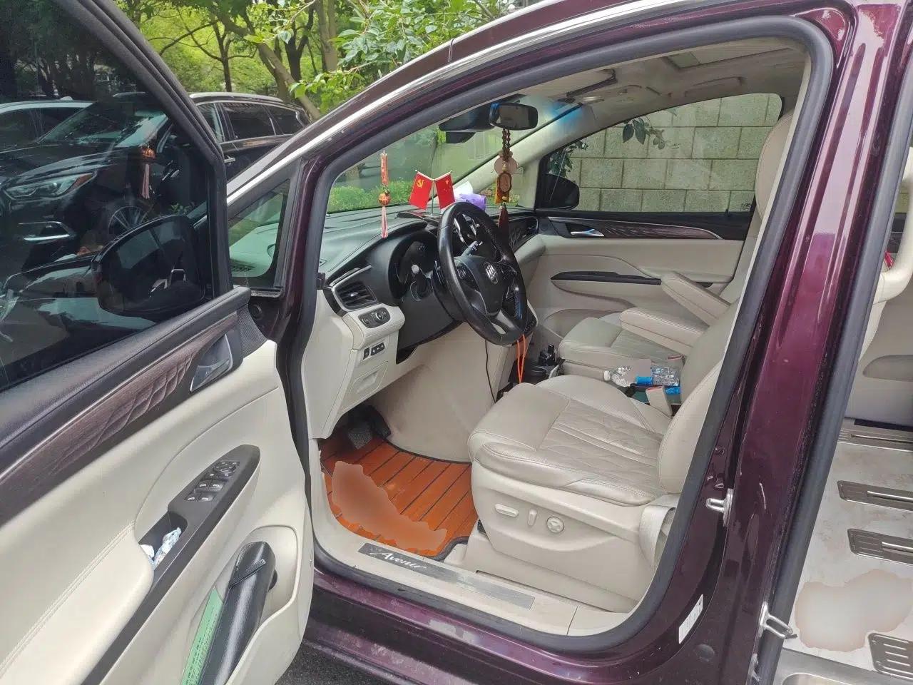 Buick GL8 2017 28T Avenir Avia National Emission Standard V — миниатюра 16