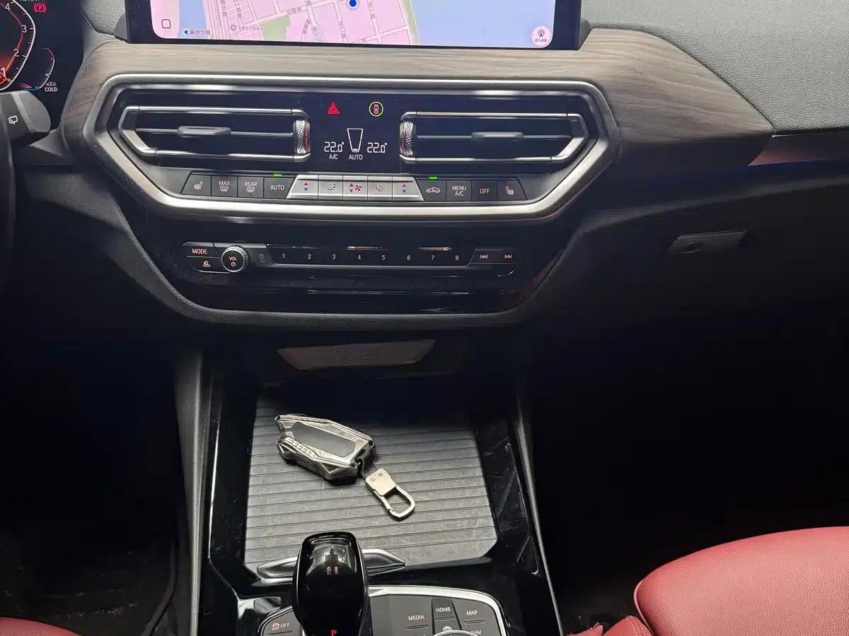 BMW X3 2022 xDrive30i Leading Edition M Sport Package — миниатюра 8