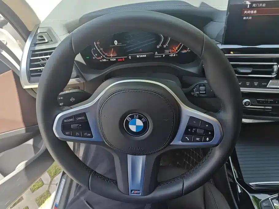 2022 BMW X3 xDrive25i M Sport Package — миниатюра 15