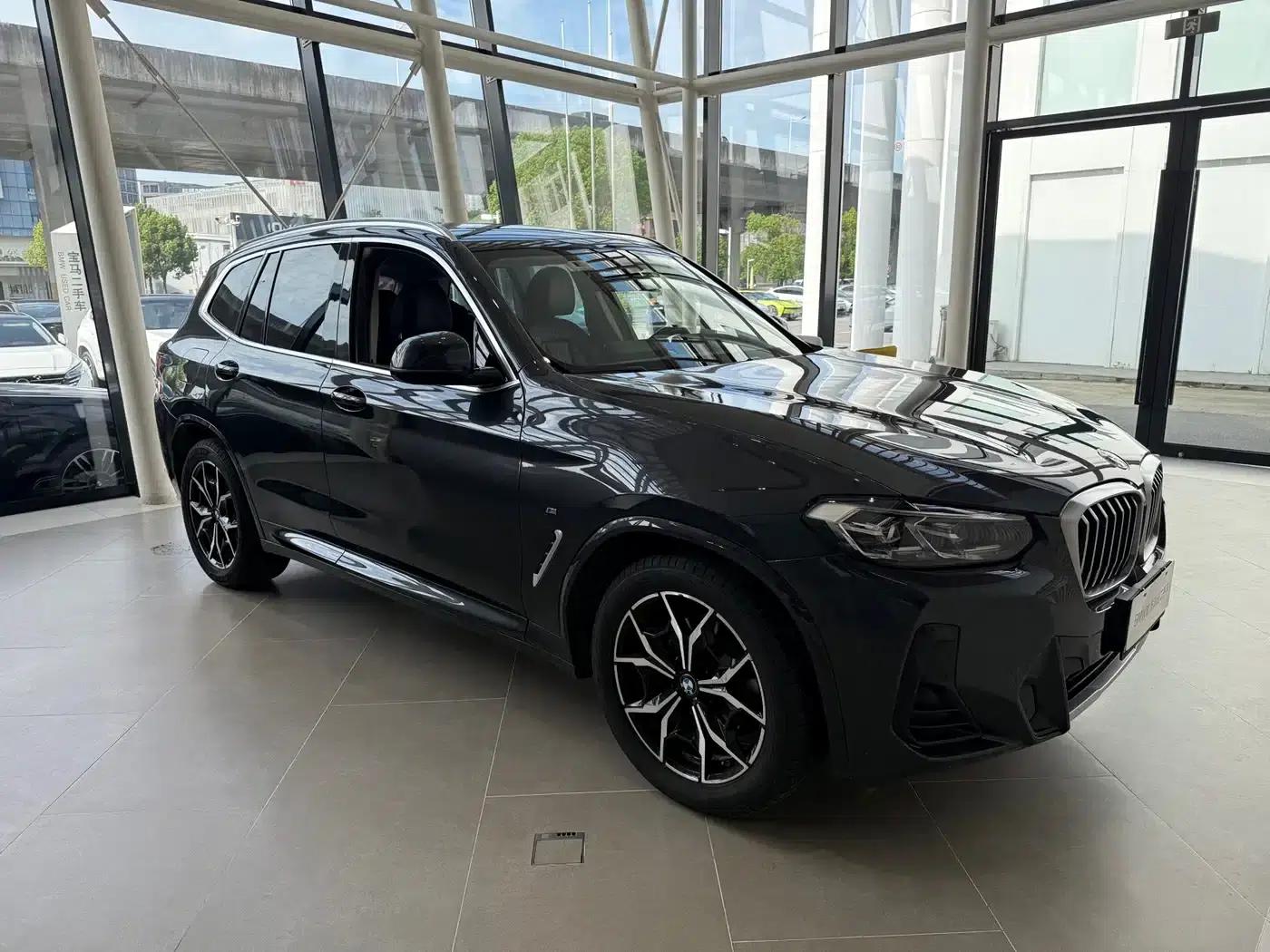 2022 BMW X3 xDrive25i M Sport Package — миниатюра 10