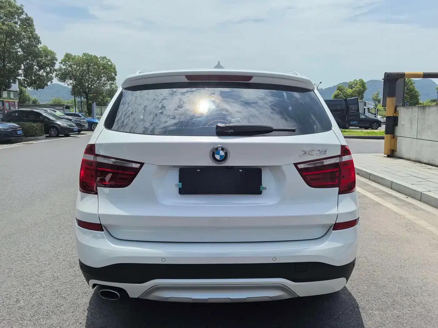 BMW X3 (Imported) 2014 xDrive20i X Design Package — миниатюра 8