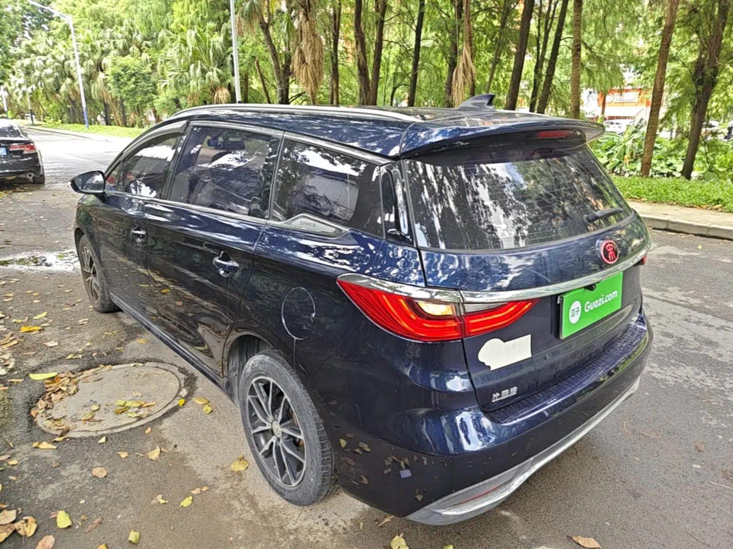 BYD Song MAX 2017 1.5T Automatic Smart Connect Elite 7-Seater — миниатюра 4